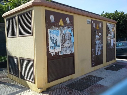subestación eléctrica junto al IES El Parador