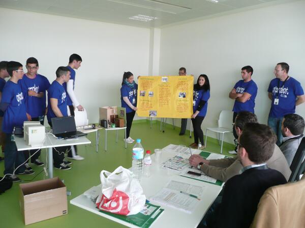 presentando el poster