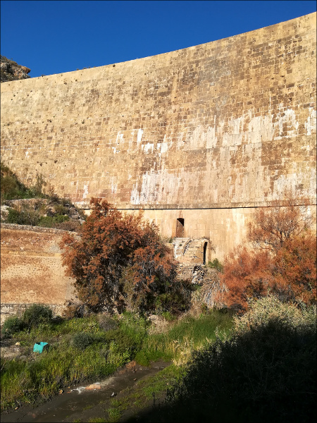 presa del pantano de Isabel II