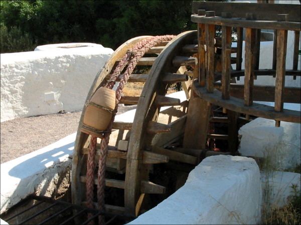 detalle de la rueda del agua