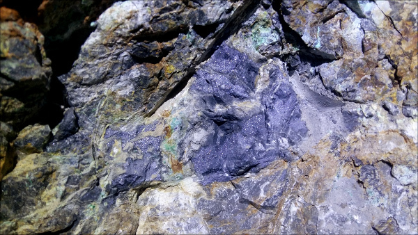 veta de galena en una mina de la Sierra de Gdor